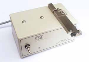 With the capillary cutter you are able to cut high-grade steel capillary from 1/16" or 1/8" very precisely at an 90°-angle. After the separation with a deburrer the capillary is outside deburred inside as. For the capillary cutter all wearing parts can be ordered additionally such as friction disks, deburrer, etc.